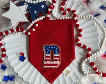 Pañuelo para perro o gato del 4 de julio • Pañuelo para perro o gato con la bandera estadounidense • Pañuelo patriótico para mascotas • Pañuelo para mascotas con lazo • Pañuelo de verano para perro o gato