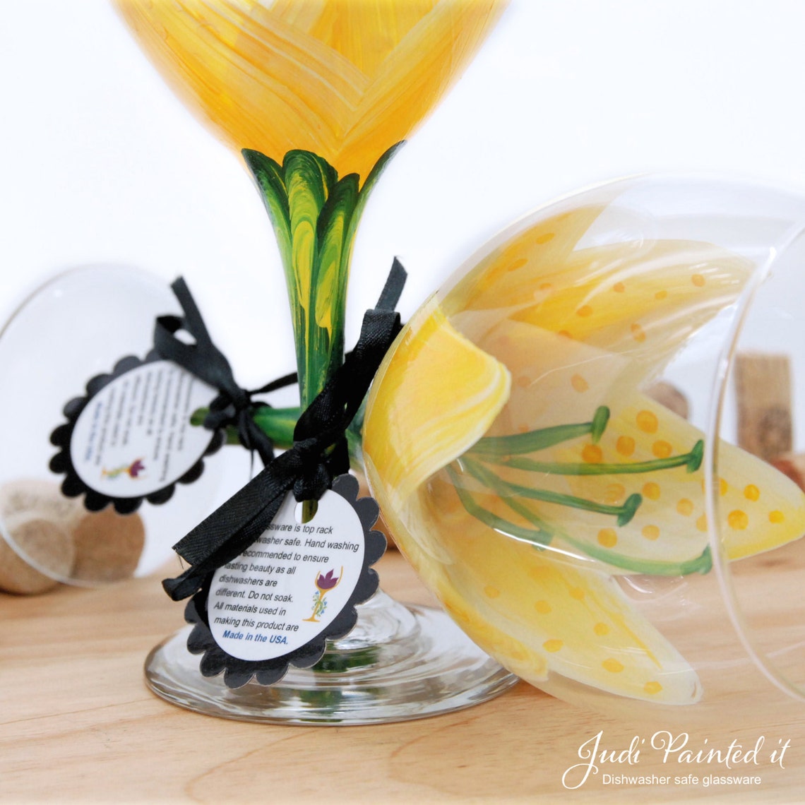 Stargazer Lily, Yellow Painted Wine Glass, Flower Wine Glass