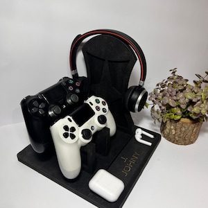 Personalized Father's Day Wooden Gaming Stand, Controller and Headset Holder, Custom Gift for Gamer Dad