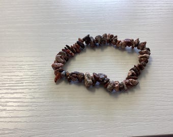 Leopardskin Jasper Chip Bracelet, Natural Gemstone Beads (7" Stretch)