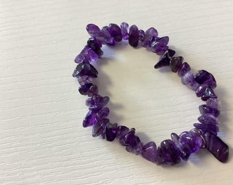 Amethyst Chip Bracelet, Natural Gemstone Beads (7” Stretch)