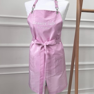 Custom Salon Apron with Logo, Personalized Hair Stylist Apron, Adjustable Apron for Beauticians, Gift for Hairdresser or Cosmetologist