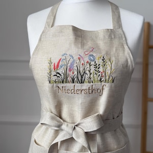 Personalized Linen Kitchen Apron with Floral Embroidery, Custom Name Cooking Apron, Embroidered Baking Apron for Her, Rustic Gift for Baker