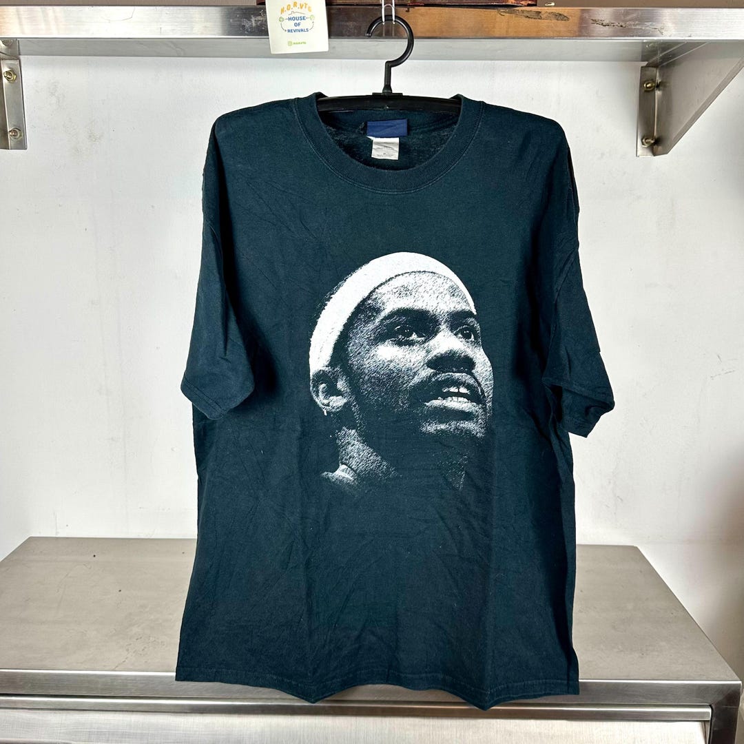 Rashed T Vintage 2000s Rasheed Wallace Detroit Pistons Big Face NBA XL T-shirt ...