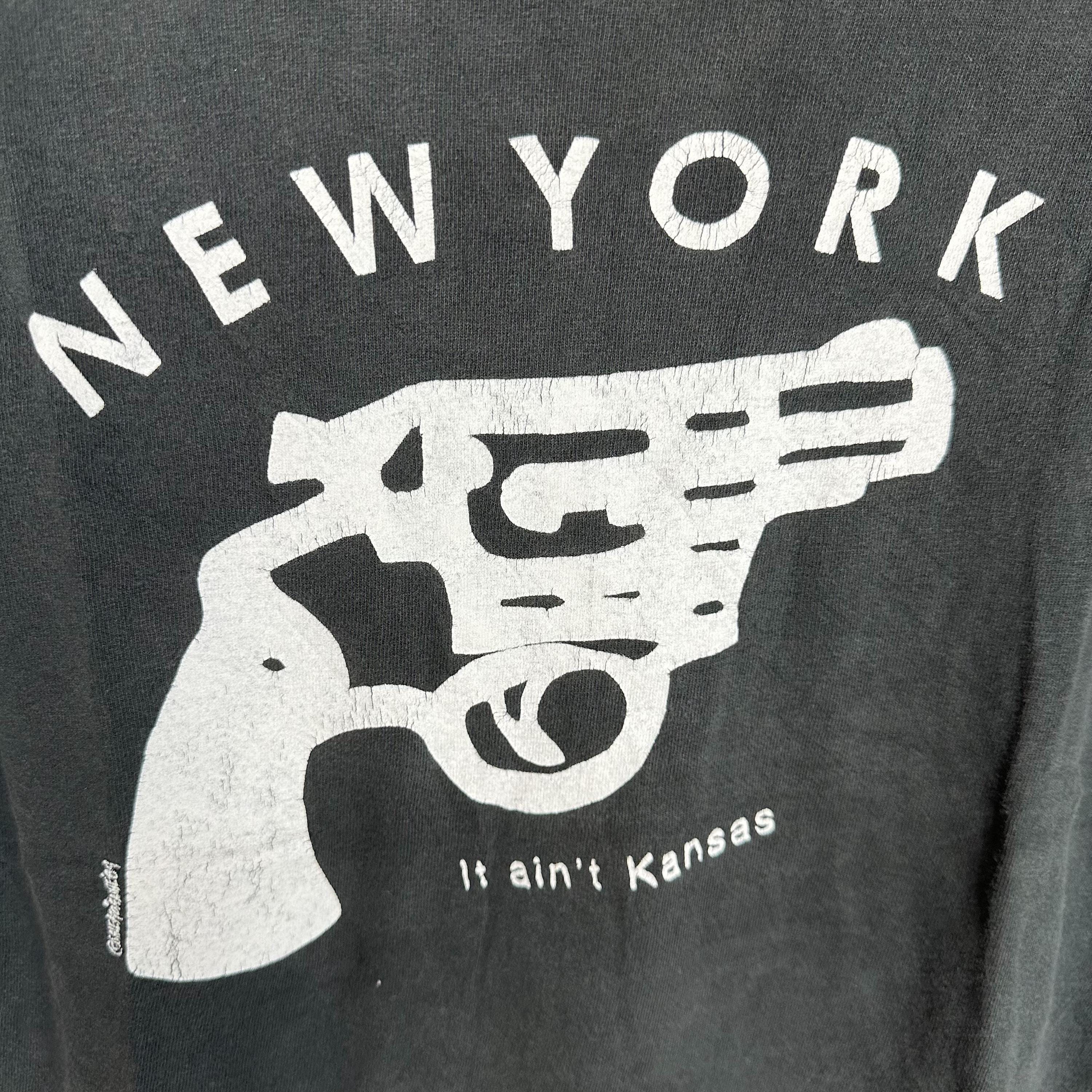 Vintage 90s New York It Ain't Kansas Gun Humor Art Single