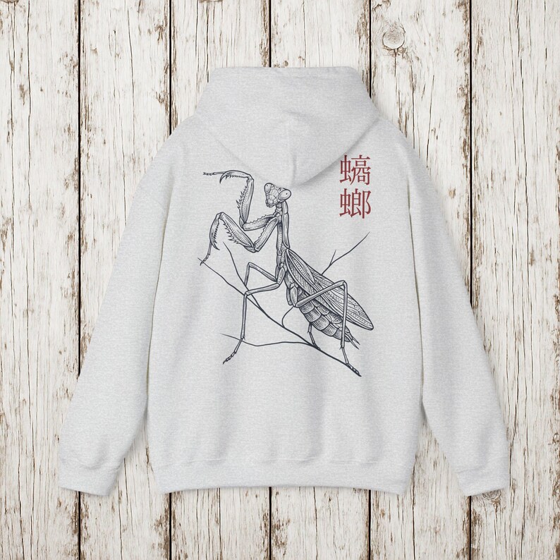 Vintage Mantis Hoodie – Unisex Sweatshirt with Japanese Style Insect Art Print image 5