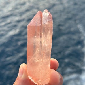 Pink Scarlet Temple Lemurian Quartz Point, 103g, High Grade, Diamantina, Minas Gerais, Brazil, AAA Point, Master Healer, Hematite Inclusion
