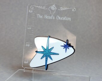 Retro Classic Flair Acrylic Pin Brooch Blue White