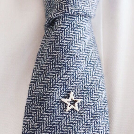 star shaped tie