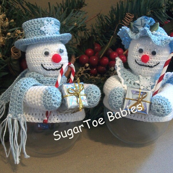 Christmas Ornament Covers Snow Couple PDF Pattern