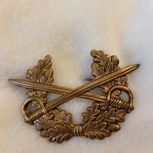 Vintage West German Army Crossed Swords Bundewehr Cap Badge Cockade