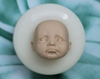 Forma do robienia buzi dziecka Upset Baby wykonana z wysokiej jakości silikonu nr 045