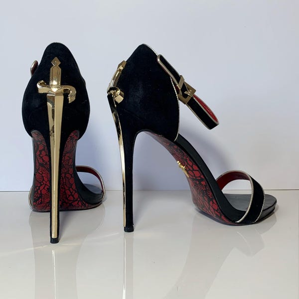 cesare paciotti dagger heels