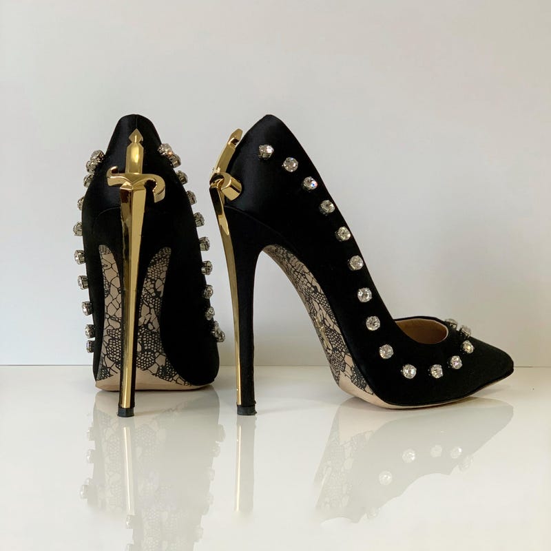 cesare paciotti dagger heels