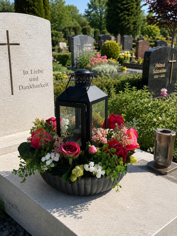 Grabgesteck mit Laterne 30cm Gesteck Grabschmuck Urnengrab Friedhof Totensonntag Allerheiligen