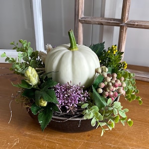 Herbst blumen arrangem