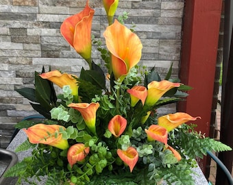 XXL Künstliches Grabgesteck mit Calla 60cm Hoch und 45cm breit in schwerer Terracotta Schale Totensonntag Allerheiligen Grabschmuck Gesteck