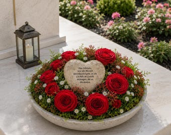 Großes 40 x 40 cm  Grabgesteck Urnen Grab Rosen  mit Herz und einem Spruch das Herz hat eine Größe von 21 x 20cm mehrjährig  zart gelb