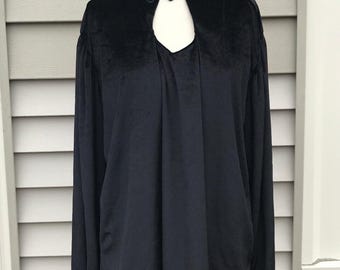 Camisa unisex de terciopelo con cuello alto, estilo gótico victoriano, de la marca Vintage Phaze UK, talla única.