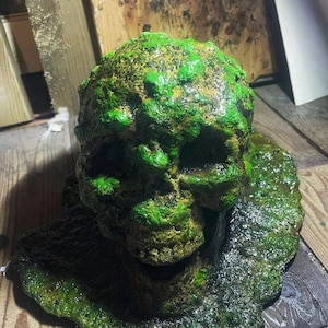 Halloween Gruseliger geschmolzener Acid Kopf Prop