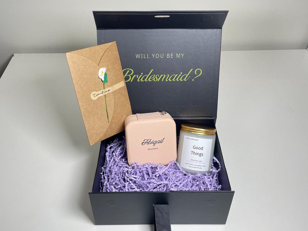 Personalized Bridesmaid Proposal Gift Box: Soy Candle & Jewelry Box - Etsy
