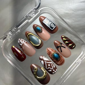 Cowboy Carter Press On Nails - Beyoncé inspirierte Nägel -Bandana Cowboy Nägel - Rodeo Bull Nägel Türkis Edelstein Nägel -Cowboy Carter Tour Nägel