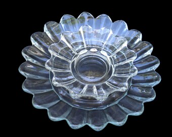 Heisey Crystolite Scalloped Crystal Clear Serving Dishes, Made in the USA, Thick Pressed Glass Snack Plates, Daisy Petals Cheese & Cracker