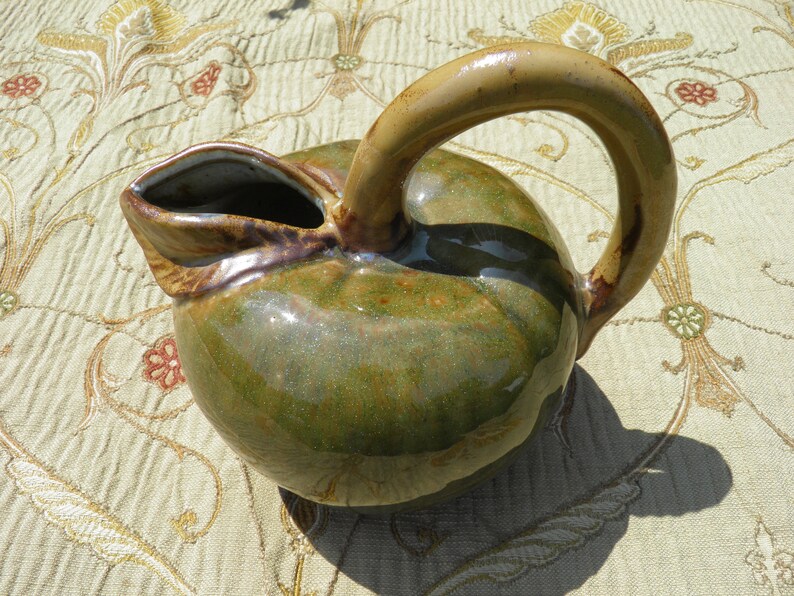 Green Apple Pitcher, Ceramic Food Art Jug, Vintage Glazed Ceramic Fruit Pitcher #6082, Handcrafted Collectible Art Pottery image 2