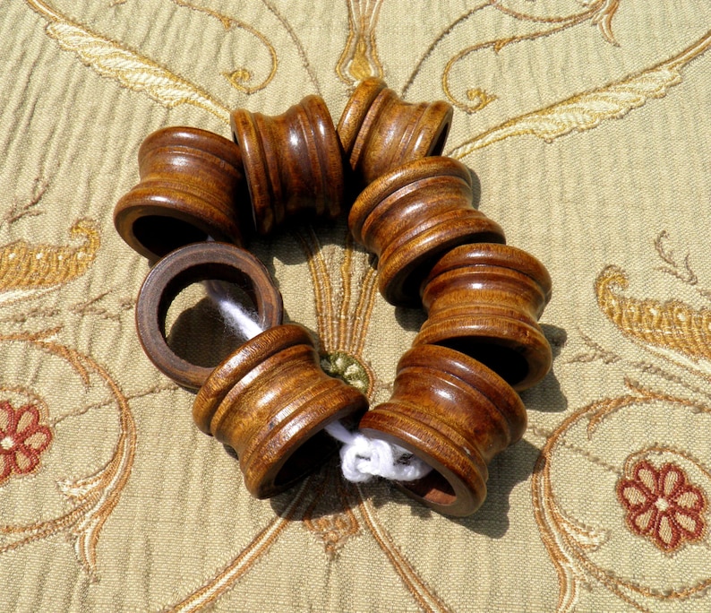 8 Piece Set Farmhouse Country Tableware No 2 Vintage Napkin Rings Price Reduced Wood Napkin Rings Wooden Utensil Rings