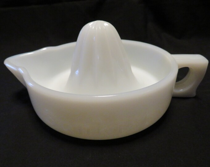 Vintage Hand Juicer Wearever TACUCO Aluminum Citrus Juice Squeezer