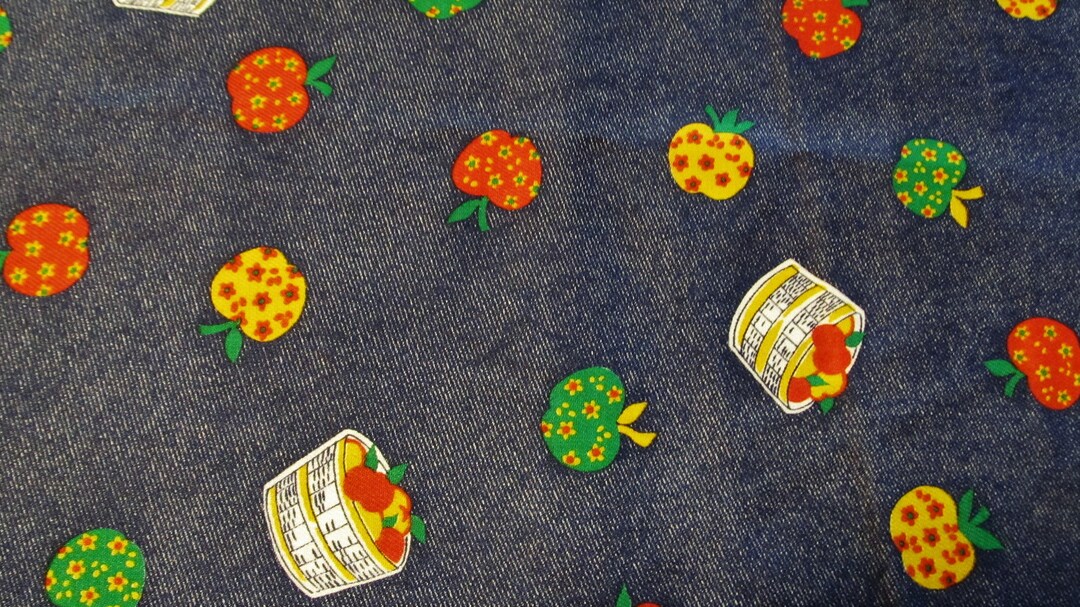 Calico Apple Print. 1/2 Yard. 851 - Etsy