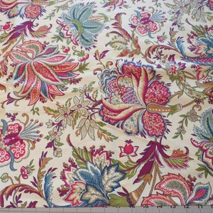 Floral Cotton Duck by Richloom. 1/2 Yard. 079