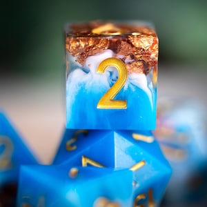 Dnd Dice / Sharp Edge Dice / Glitter dnd Dice set / Cloudbreaker  / Blue Dice