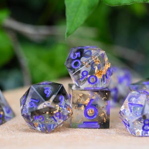 Dnd dice / Sharp Edge Dice set for DnD / Polyhedral dice set / Dnd Gifts / Dnd Resin Dice Set / Gilded Hollowlight