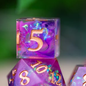 Dnd dice / Sharp Edge Dice set for DnD / Polyhedral dice set / Dnd Gifts / Dnd Resin Dice Set / Dreamspindle