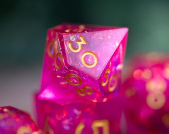 Dnd dice / Sharp Edge Dice set for DnD / Blossomflare / Polyhedral dice set / Dnd Gifts / Dnd Resin Dice Set / Pink Dice