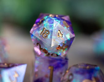 D&D Würfel / Sharp Edge Würfel / Glitzer D&D Würfelset / Duskbloom / Lila Würfel