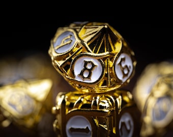 Zestaw złotych metalowych kostek do DnD | Złote metalowe wielościenne kostki Goblin's | Metalowe kostki do gier RPG