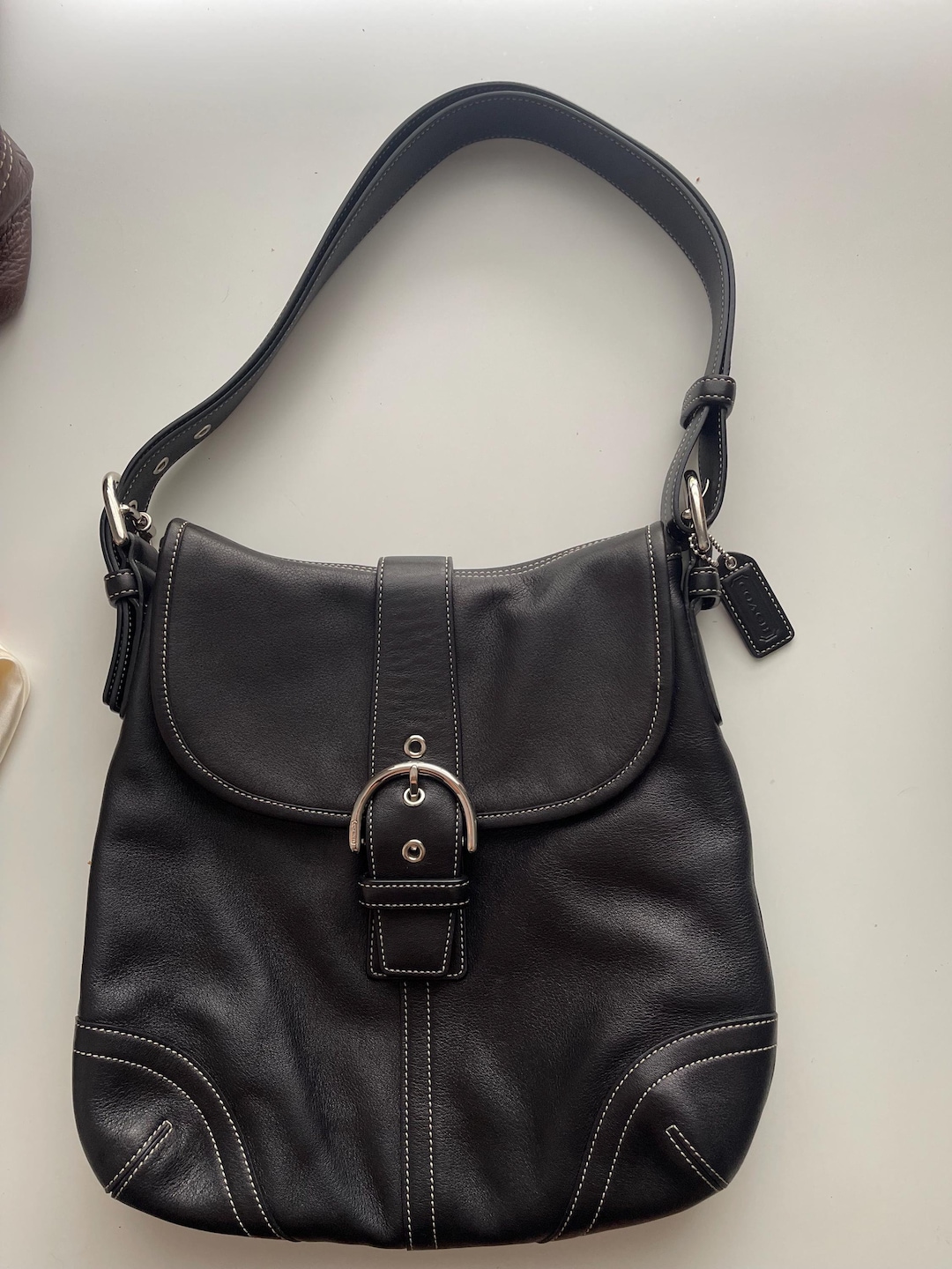 バッグ vintage old coach shoulder bag black COACH Vintage 032-0142 Black Leather Shoulder Crossbody Bag