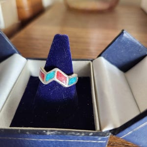 Vintage Navajo Sterling Silver Wave Ring With Turquoise & Coral Inlay Design Size 7.25 Signed By Artist