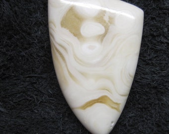 Kokoweef cave onyx freeform cabochon