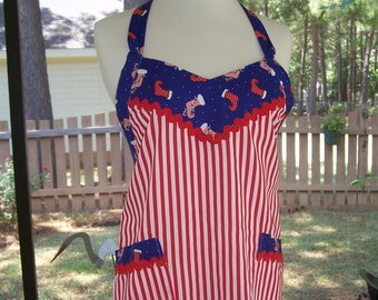 Women's Ruffle Apron, Christmas in July,  Holiday Apron, Vintage Inspired Ruffle Apron, Pocket Apron, Kitchen Apron, Patriotic Apron