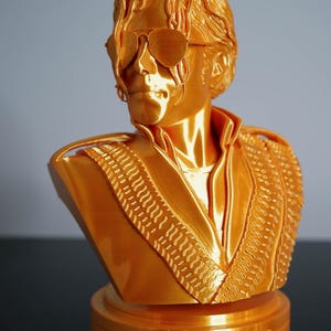Michael Jackson Iconic Gold Statue