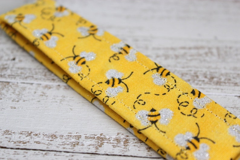Fabric Key Fob Wristlet Keychain Honey bees print Bee pattern image 3