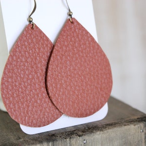 Dark burnt orange genuine leather earrings teardrop shape Soft pebbled leather Fall style image 3