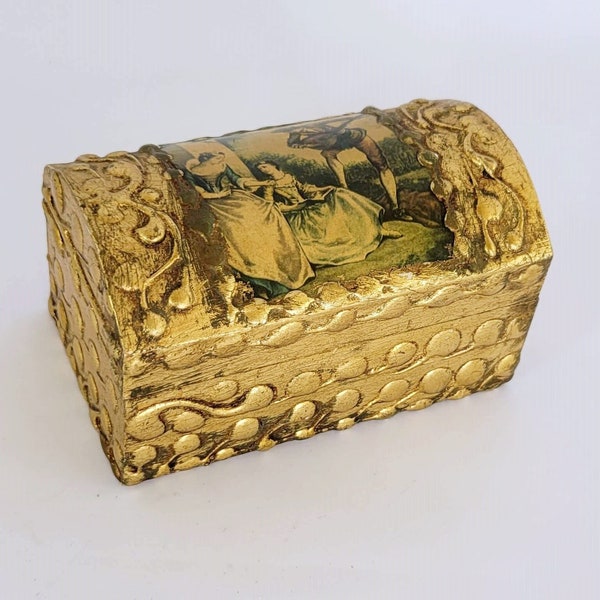 Florentine Trinket Box with Troubadour and Ladies On the Top