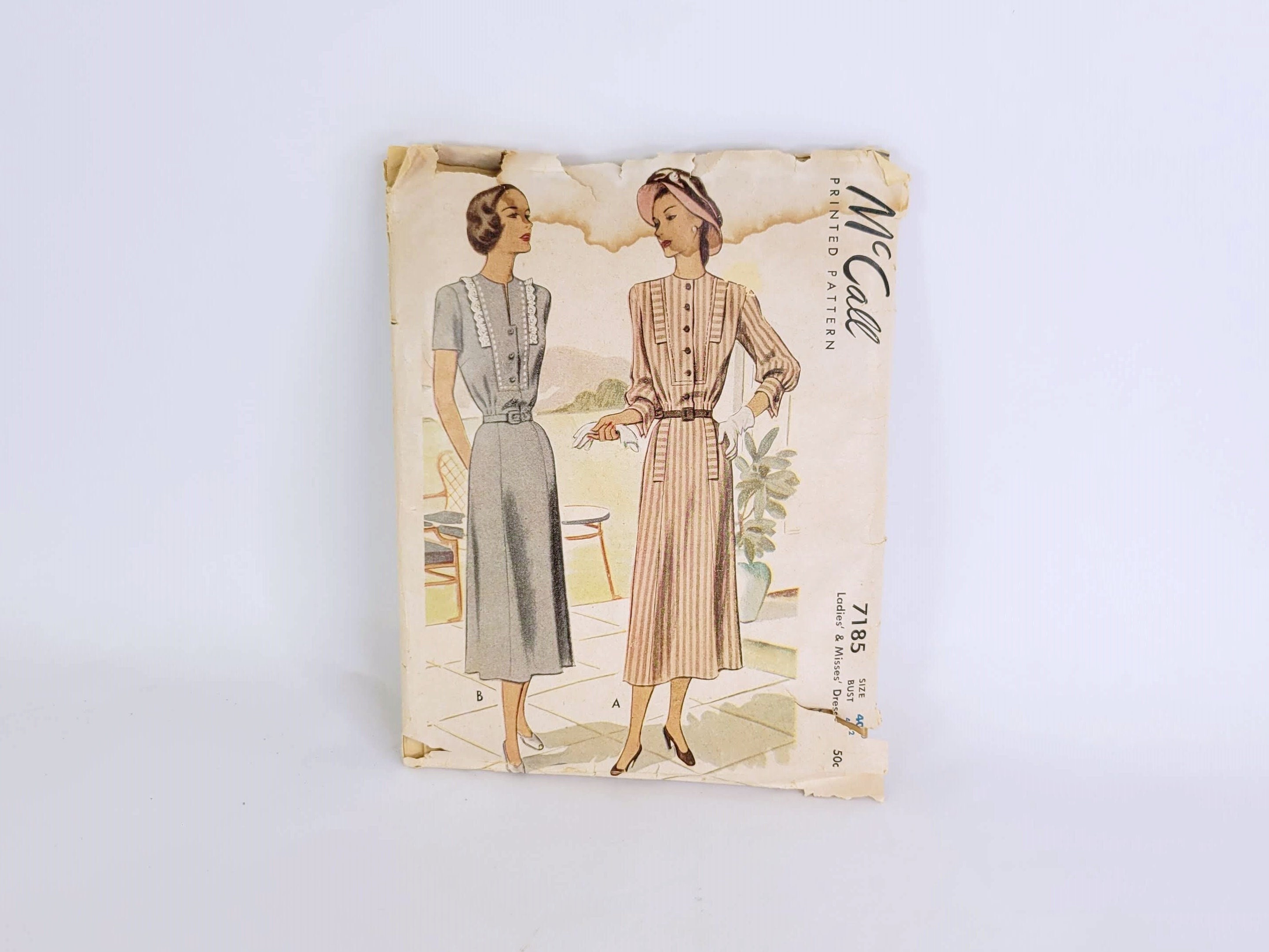 LOVELY VTG 1940s DRESS MCCALL Sewing Pattern 10/28.5