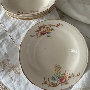 Vintage Set of 4 Crown Potteries Floral Design Berry Bowls