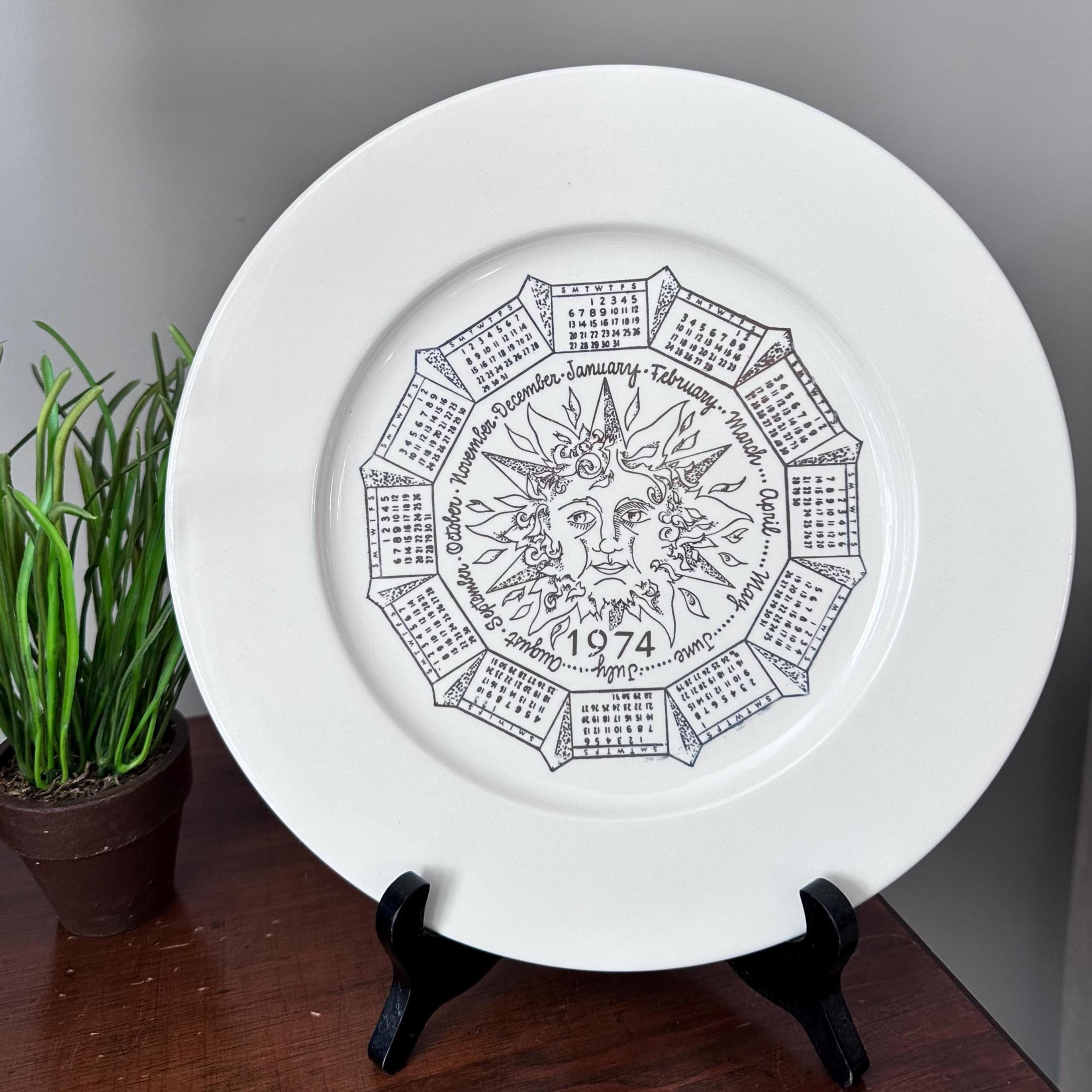 Calendar Plates - Etsy