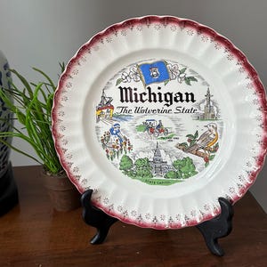 Vintage Decorative Souvenir Michigan State Plate by Sanders Mfg., Nashville